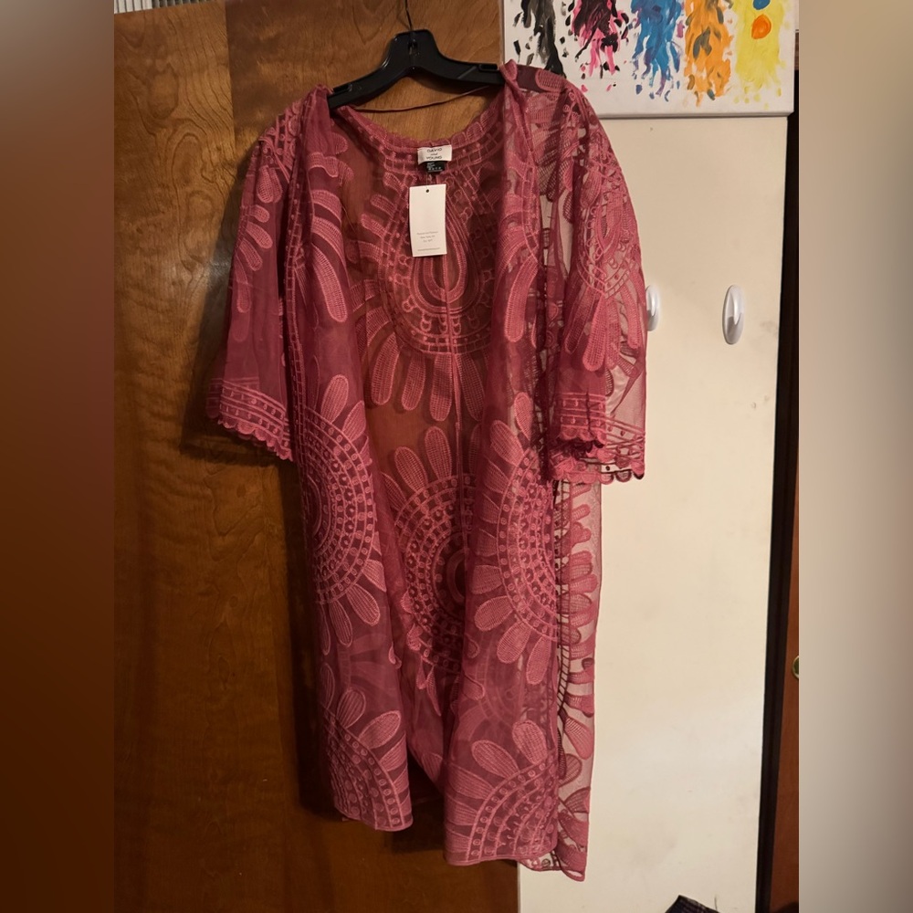 David and Young Lace Kimono